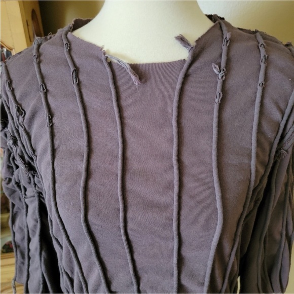 GARY GRAHAM RUNWAY 2002 COLLECTION DISTRESSED TOP - Picture 2 of 6